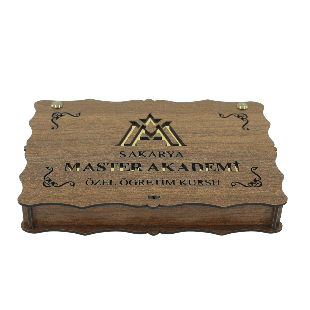 Master Akademi Küçük Çikolata Kutusu